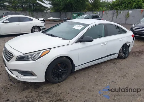 2015 Hyundai Sonata Se z USA, uszkodzony, nr VIN 5NPE24AFXFH230764
